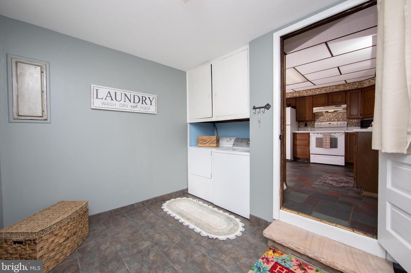 19 Borough Ave, Clayton, NJ 08312-2102