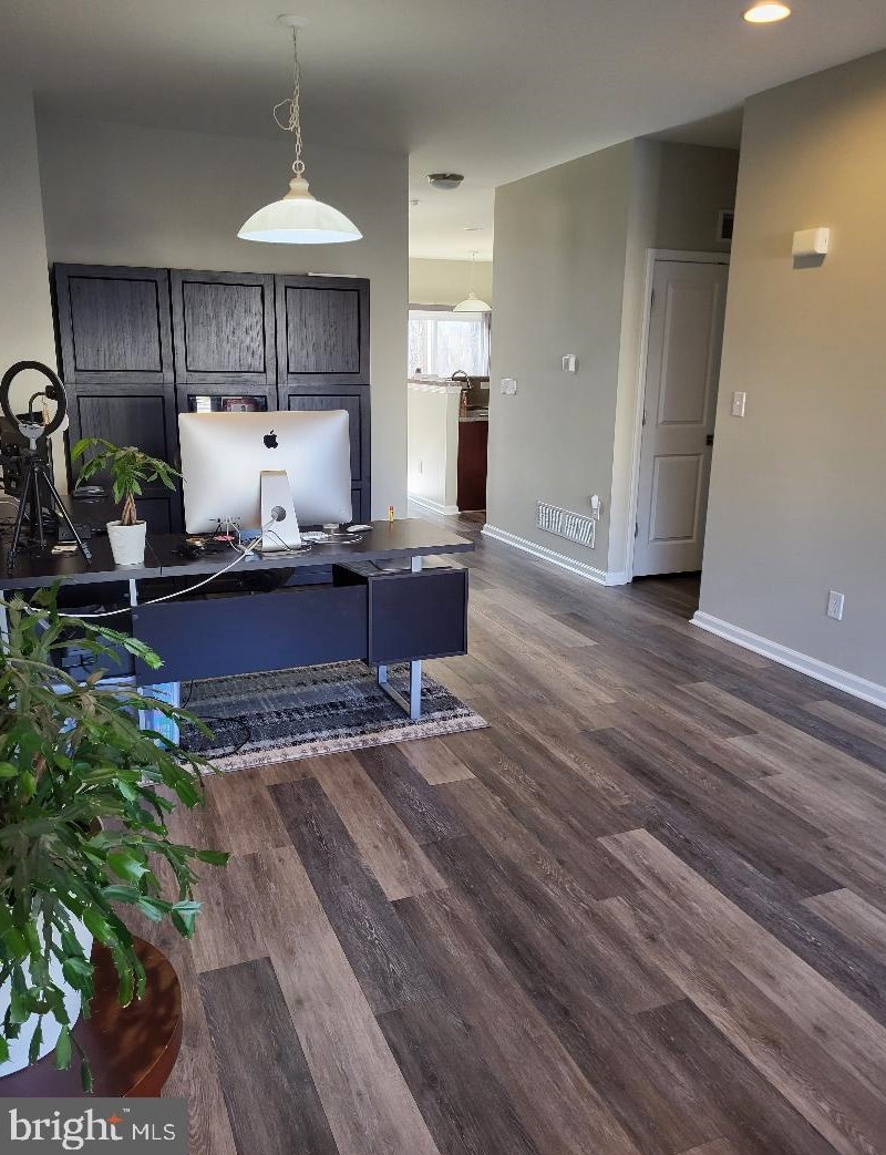 77 Still Run, Clayton NJ  08312-2451 exterior