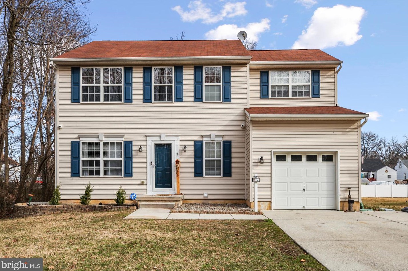 7 Linda Ln, West Deptford, NJ 08093