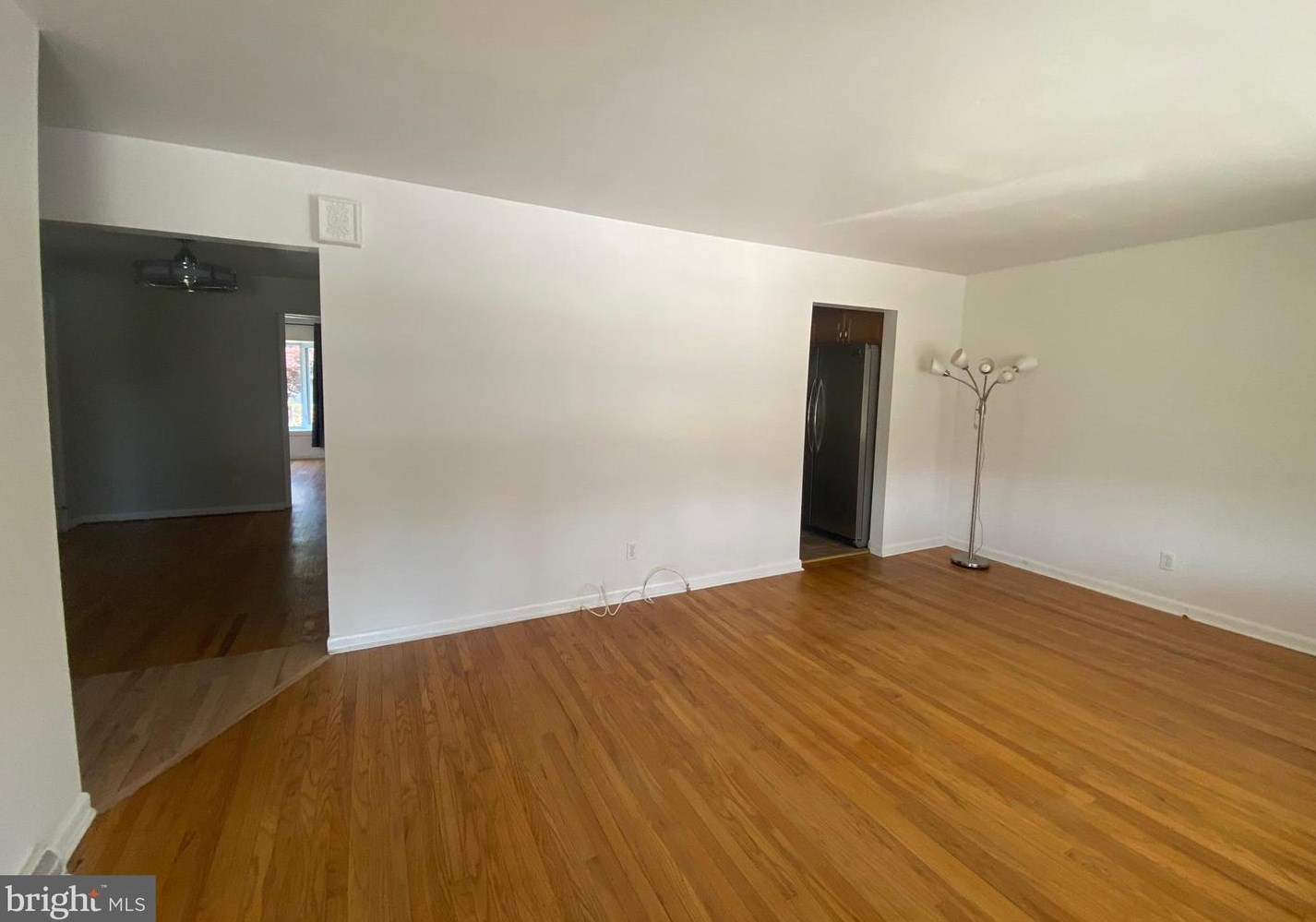 28 Fairmount Dr, Aura NJ  08028-1306 exterior