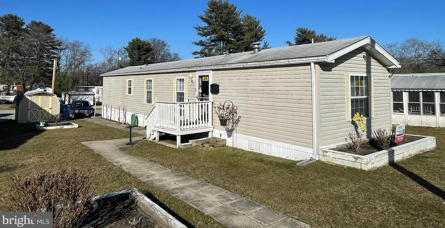 749 Woodside Dr, Harrison Township, NJ 08062