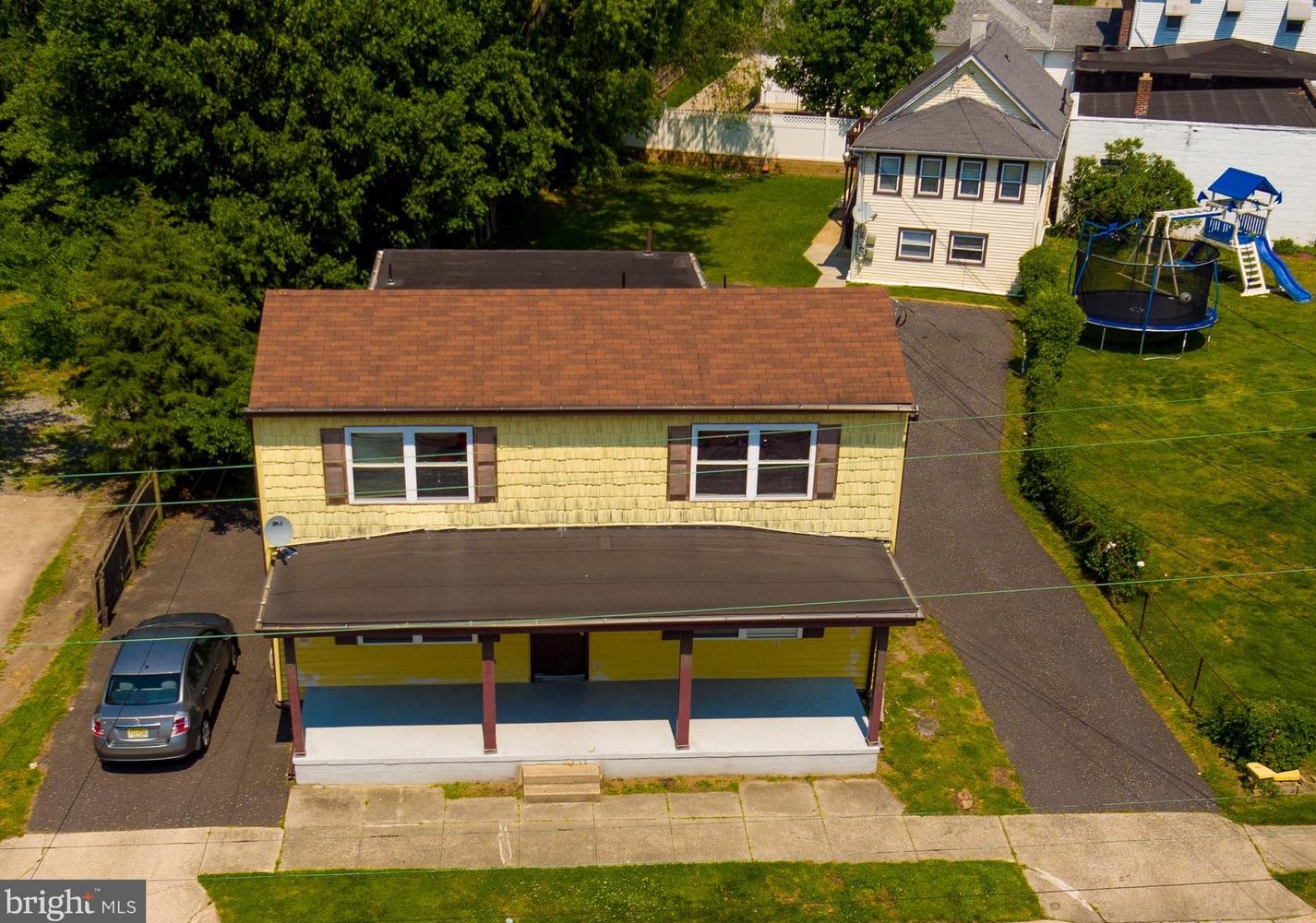 48 State St, Aura, NJ 08028-1926