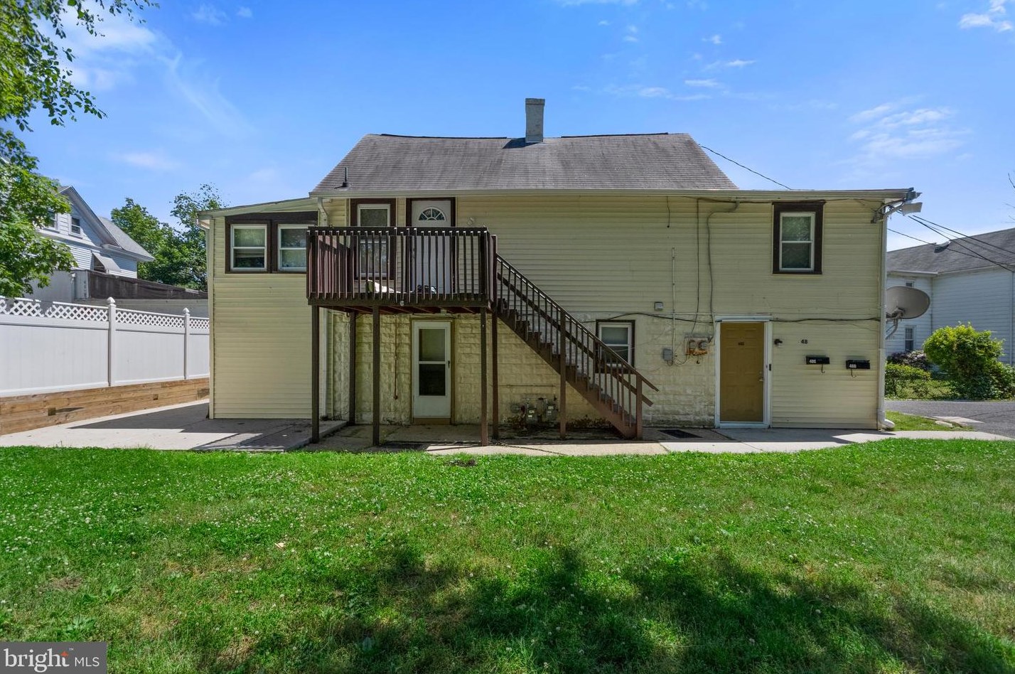 48 State St, Aura NJ  08028-1906 exterior