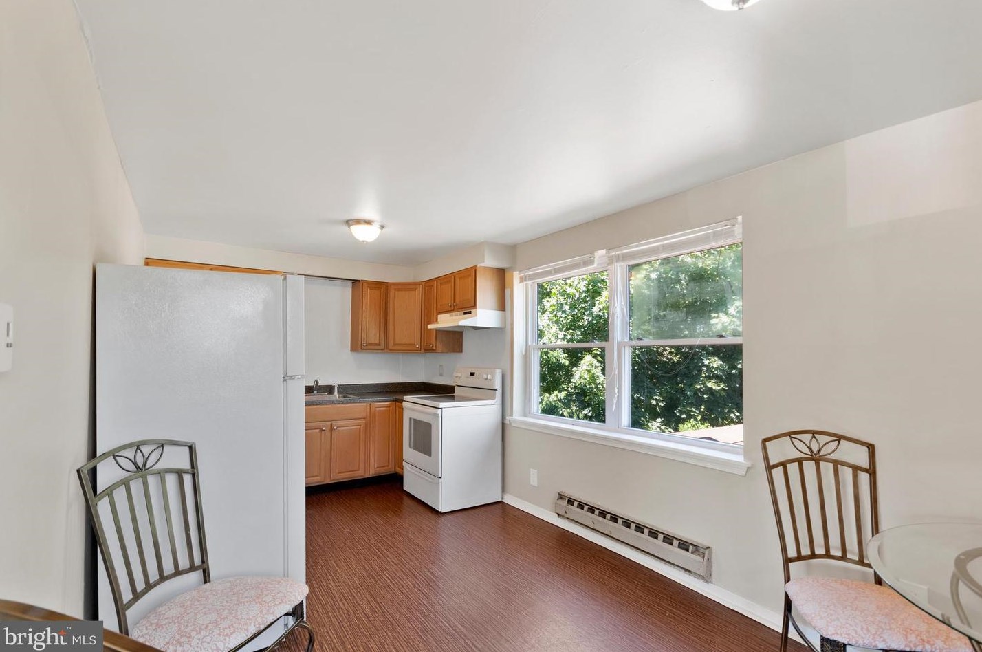 48 State St, Aura NJ  08028-1906 exterior