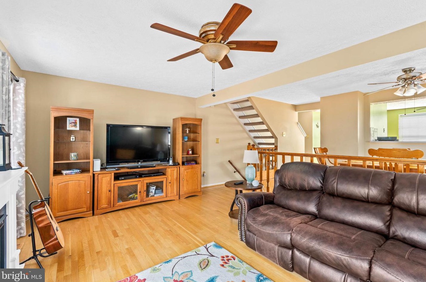 57 Stoneshire Dr, Aura NJ  08028-2933 exterior