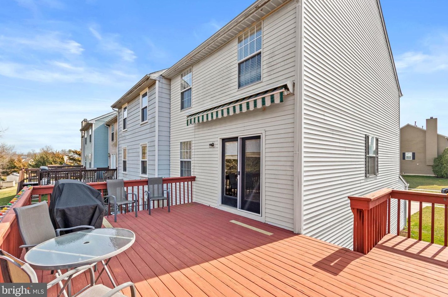 57 Stoneshire Dr, Aura NJ  08028-2933 exterior