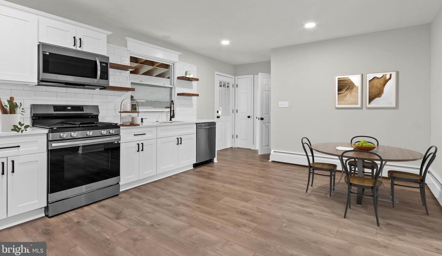 620 S Woodbury Rd, Pitman, NJ 08071