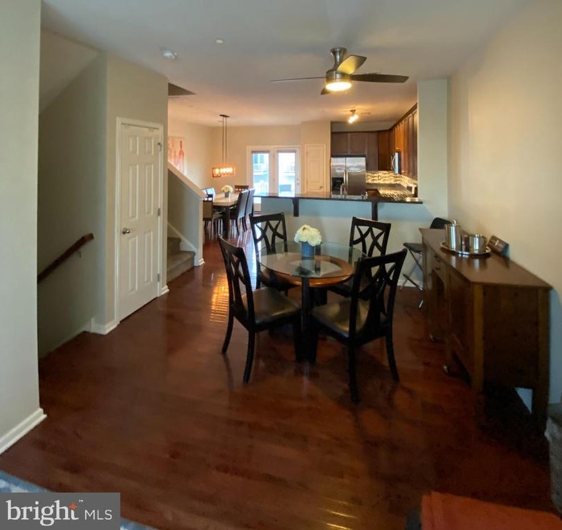 462 Palace Dr, Aura NJ  08028-3445 exterior