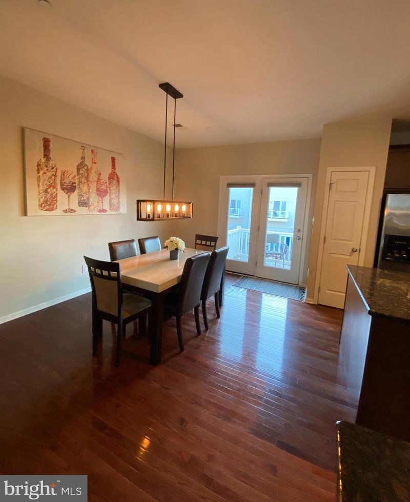 462 Palace Dr, Aura NJ  08028-3445 exterior