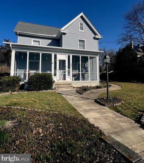 147 Maple St, Clayton, NJ 08312-1419