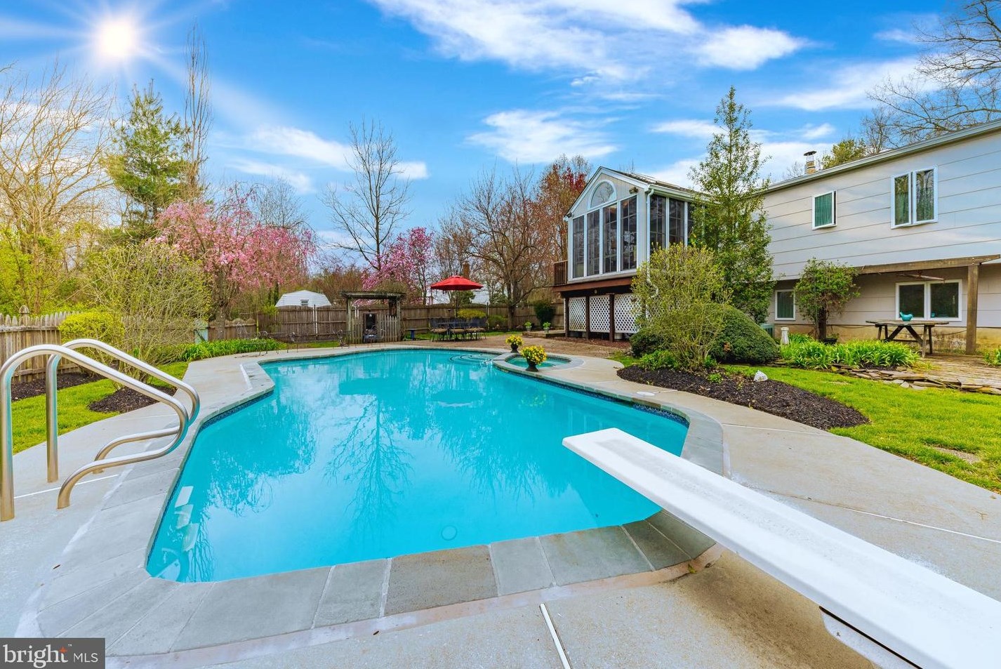 114 Gaunt Dr, Mickleton, NJ 08056-1226