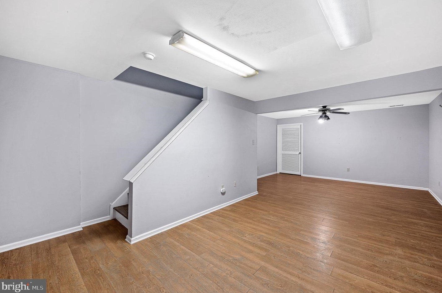 23 Winterberry Ct, Aura NJ  08028-2802 exterior