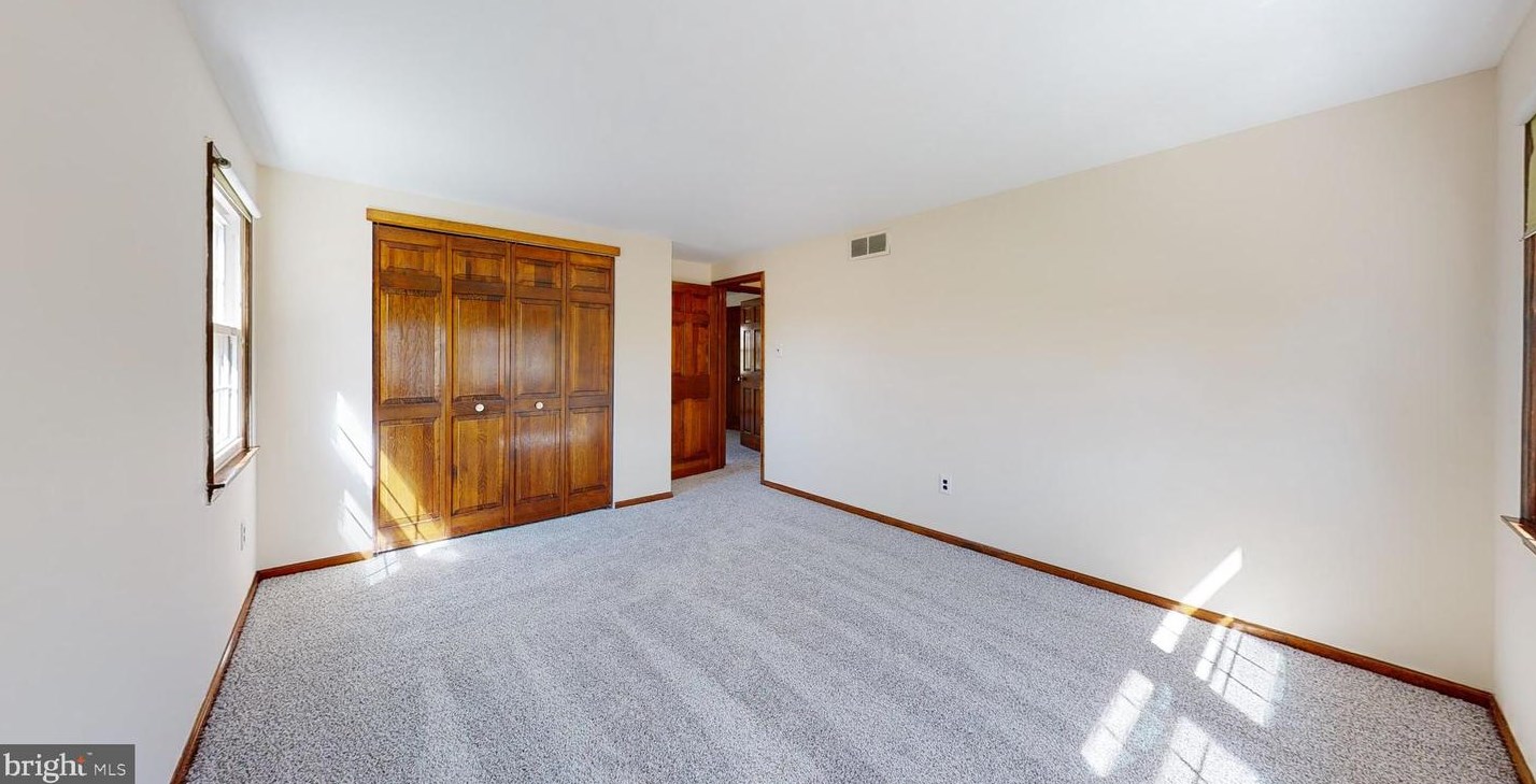 604 Pitman Ave, Pitman NJ  08071-1722 exterior