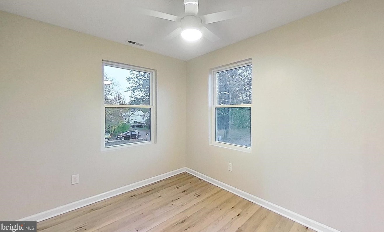 221 Truman Ave, Aura NJ  08028-3394 exterior