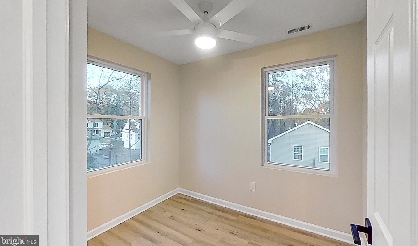 221 Truman Ave, Aura NJ  08028-3394 exterior