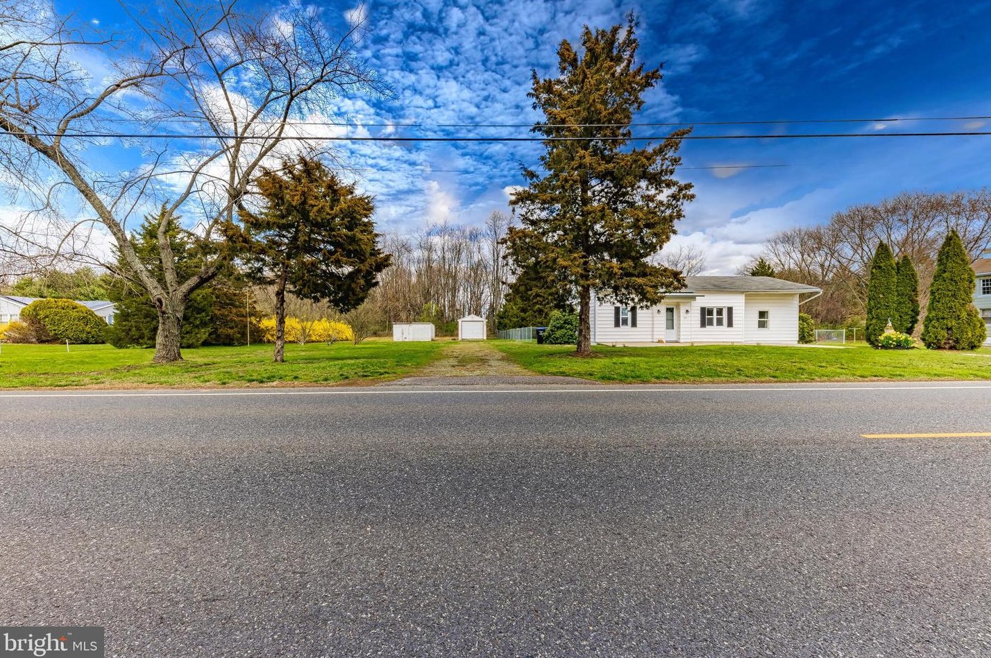 401 Whig Ln, Aura, NJ 08028-3509