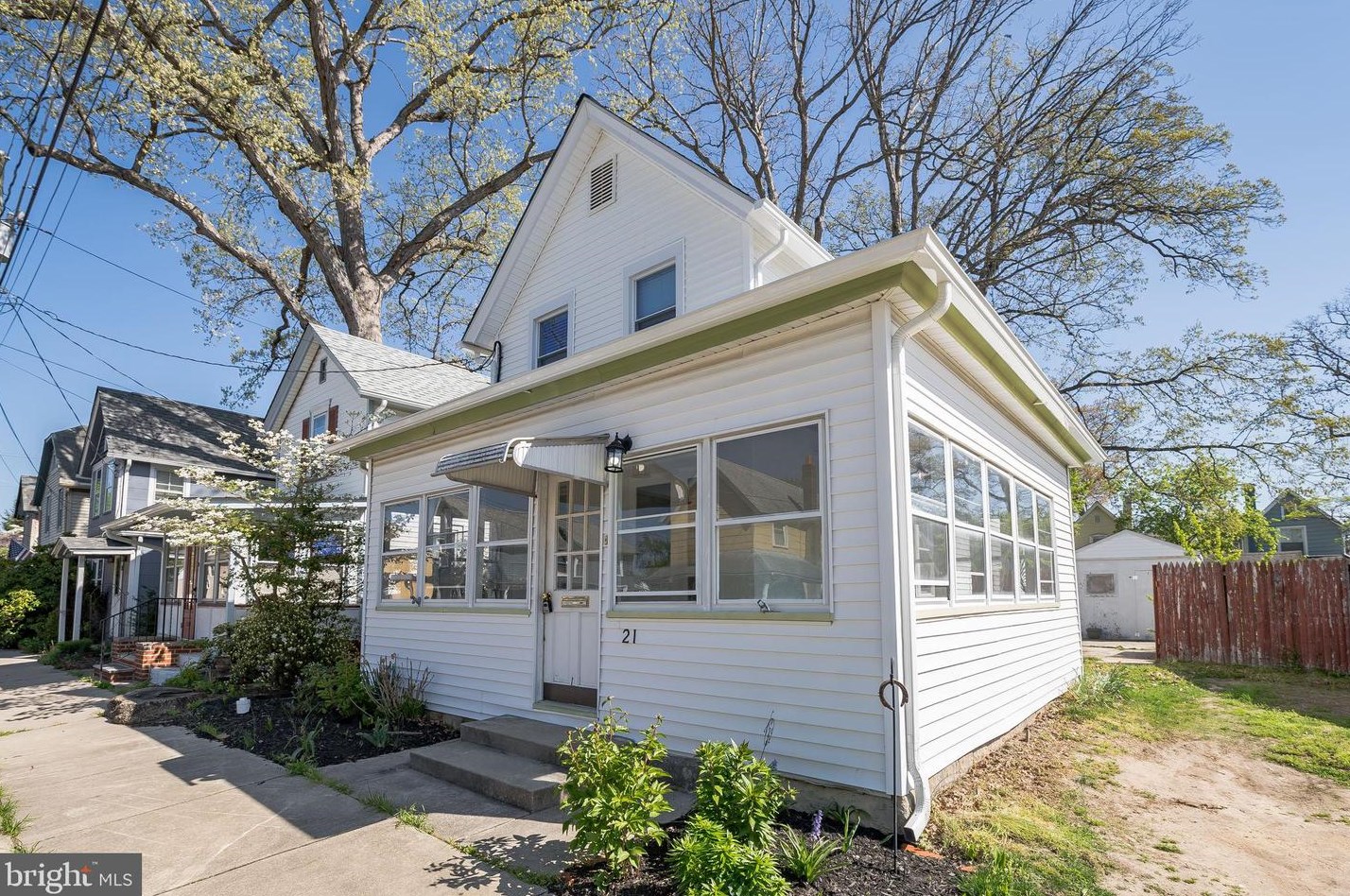 21 4th Ave, Pitman, NJ 08071