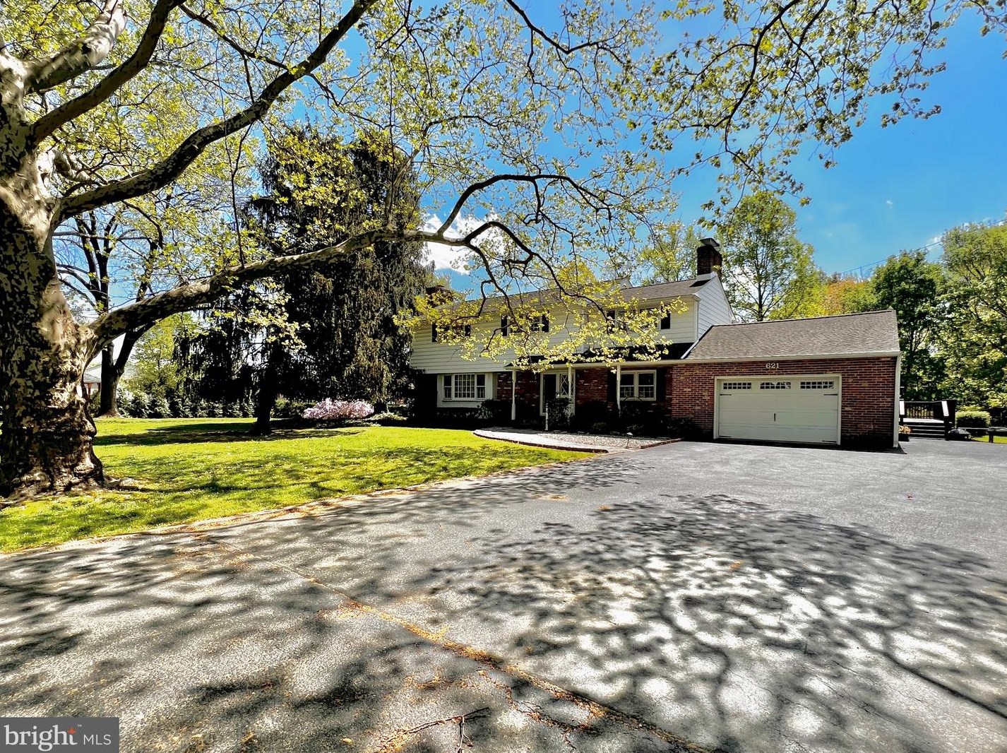 621 W Red Bank Ave, West Deptford, NJ 08096