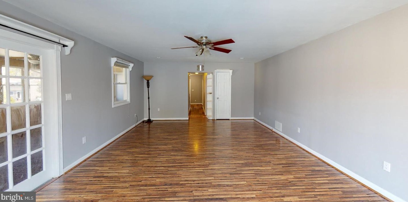 14 Brentwood Ave, Pitman NJ  08071-1205 exterior