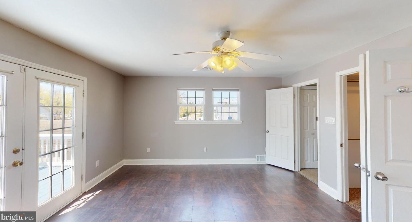 14 Brentwood Ave, Pitman NJ  08071-1205 exterior