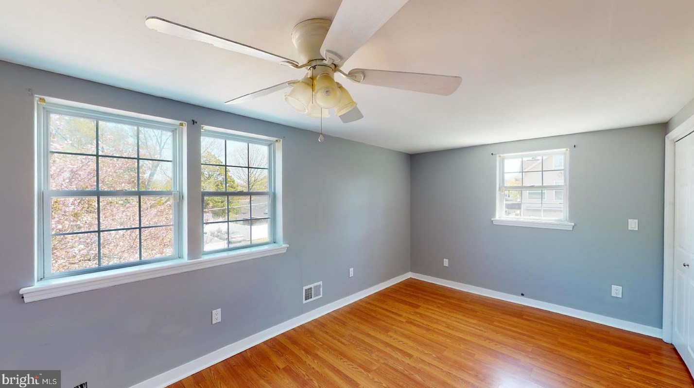 14 Brentwood Ave, Pitman NJ  08071-1205 exterior