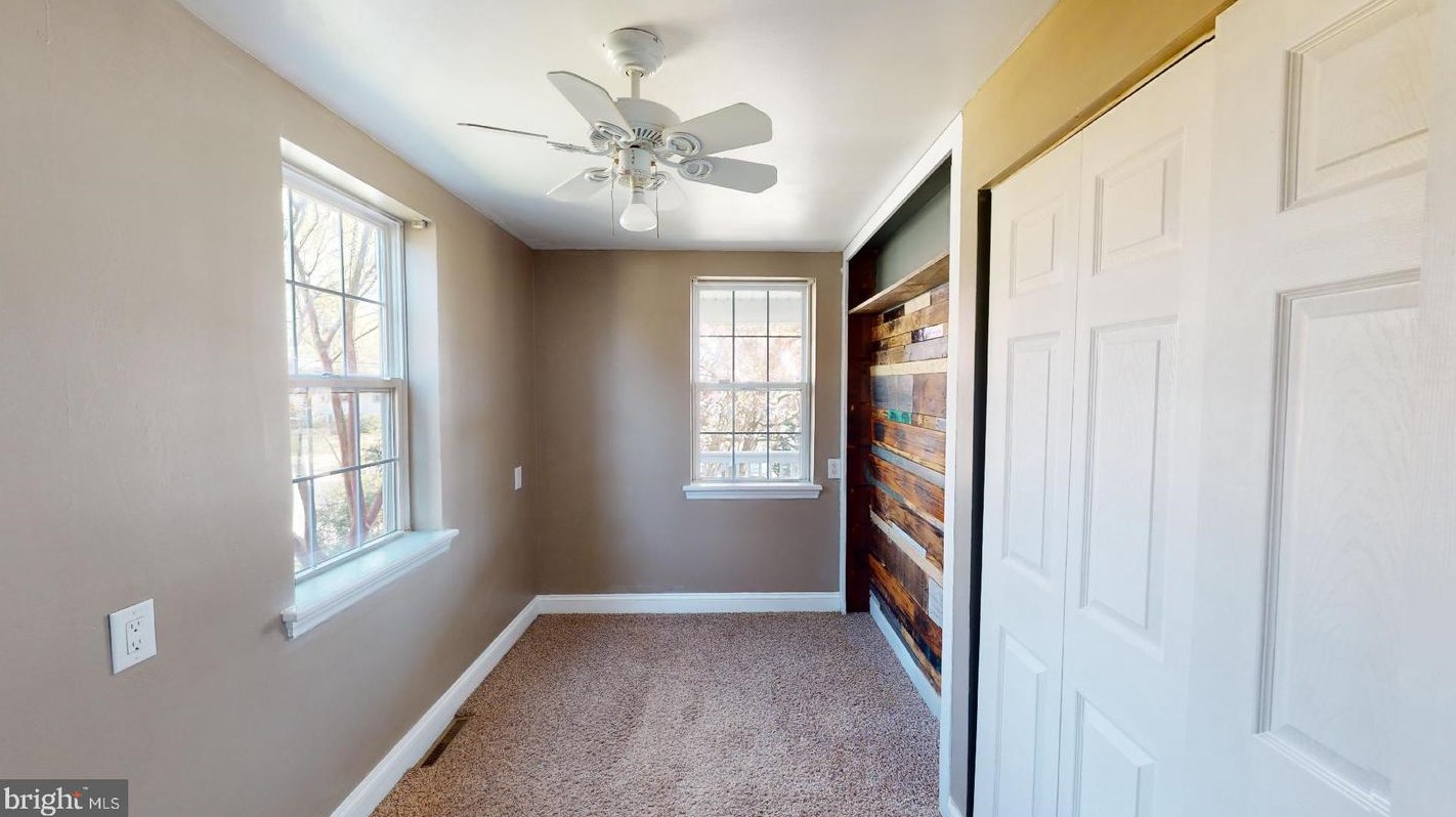 14 Brentwood Ave, Pitman NJ  08071-1205 exterior