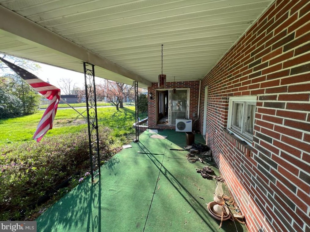 191 Chestnut St, Clayton, NJ 08312-1909