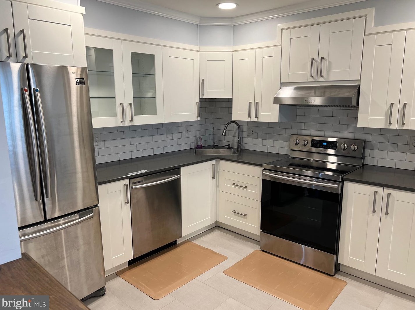 79 Tarragon Ct, West Deptford, NJ 08086