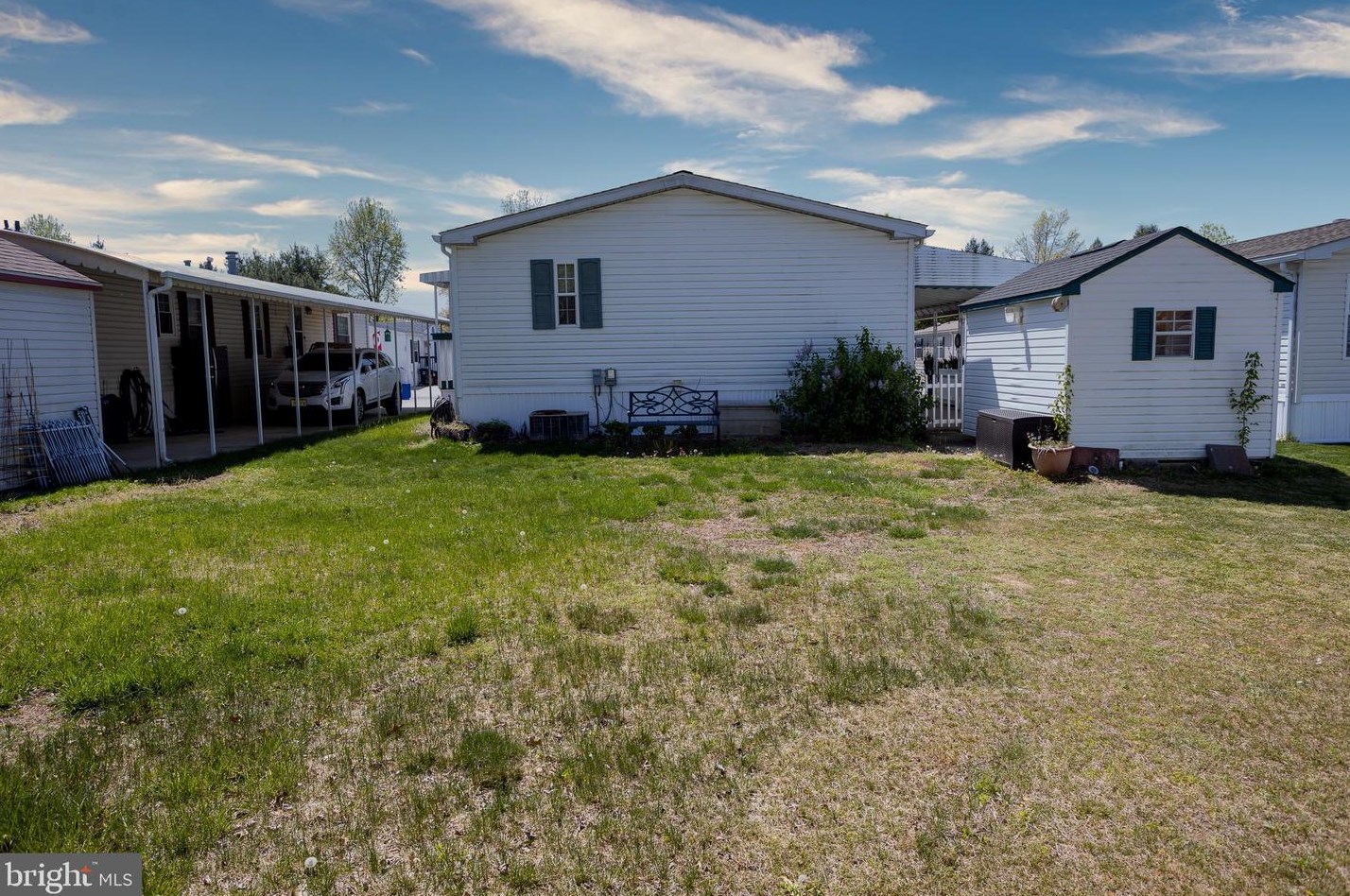 266 Tony Cir, West Deptford, NJ 08051