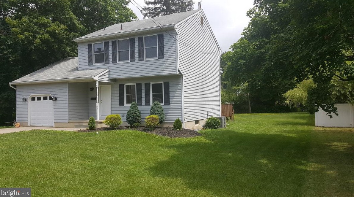 403 Franklin Rd, Aura, NJ 08028