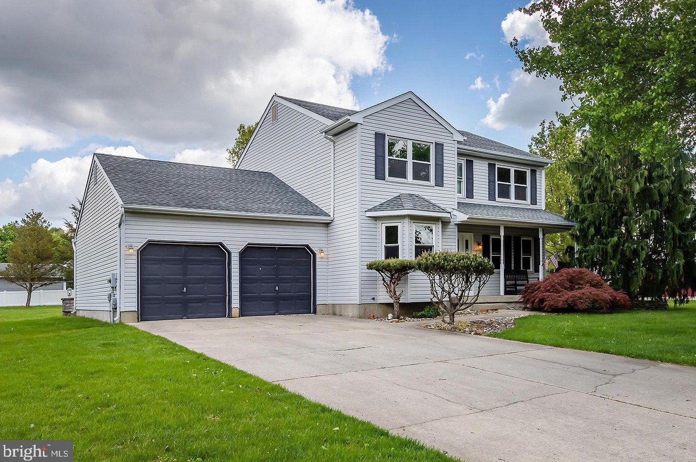 523 Macintosh Dr, Harrison Township, NJ 08062