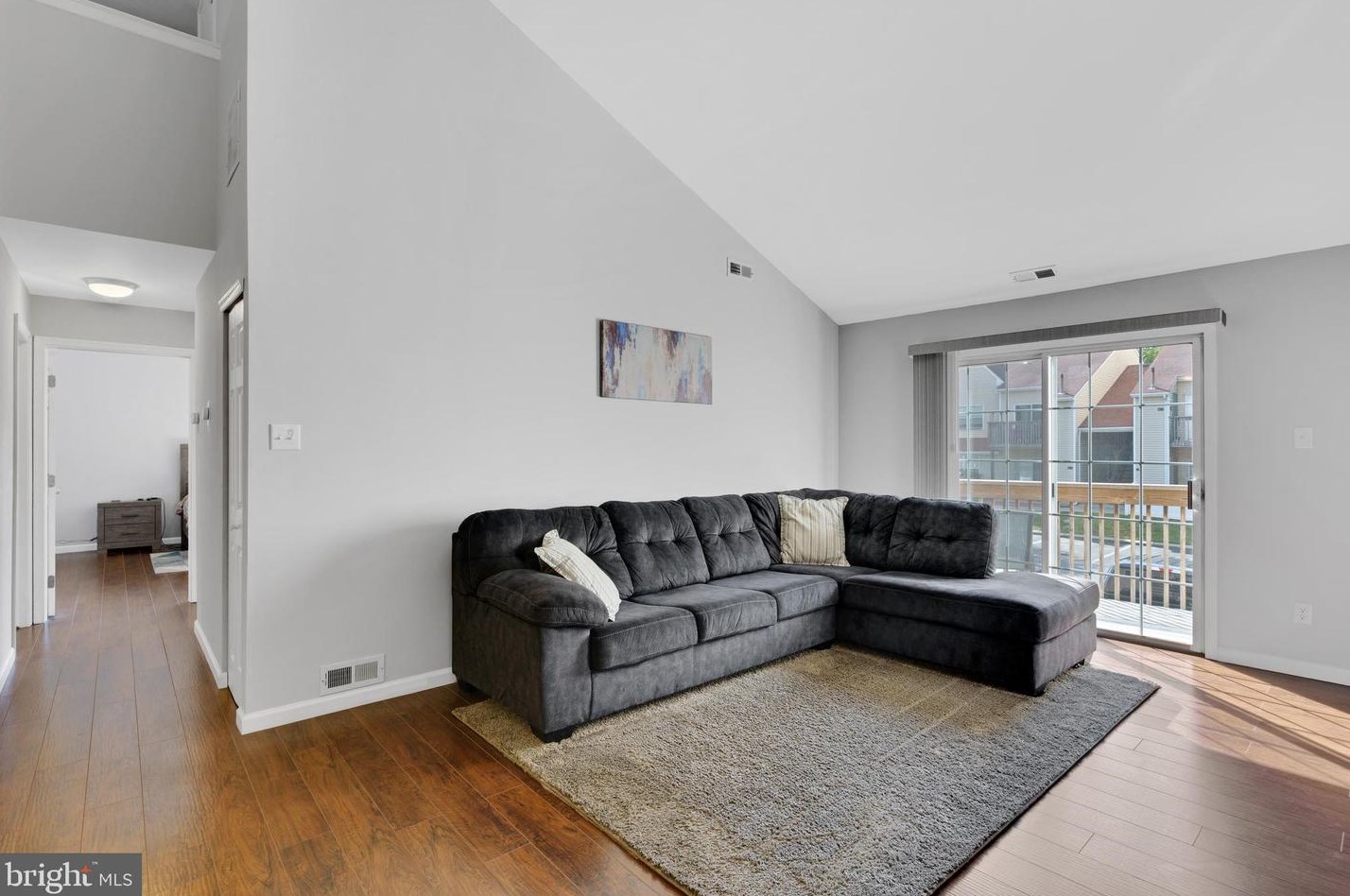 1435 Tristram Cir, West Deptford, NJ 08051