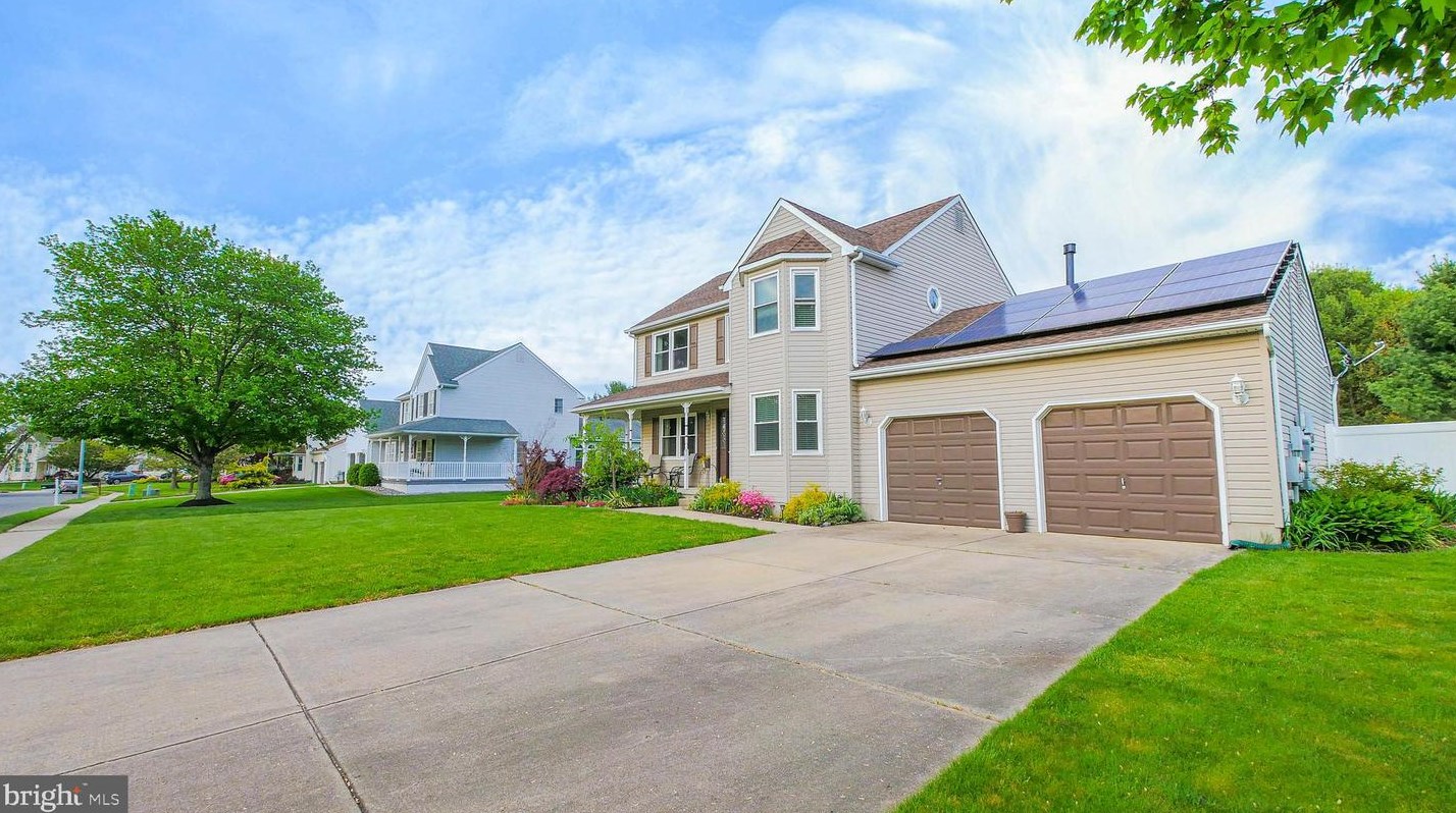 716 Harlequin Ln, Harrison Township, NJ 08062