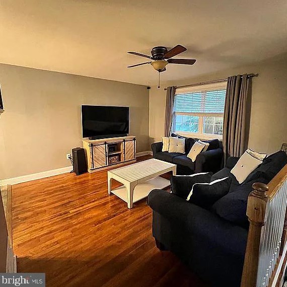 129 Madison Ave, Clayton NJ  08312-2222 exterior
