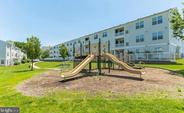 139 Lionheart Ln West, West Deptford, NJ 08086