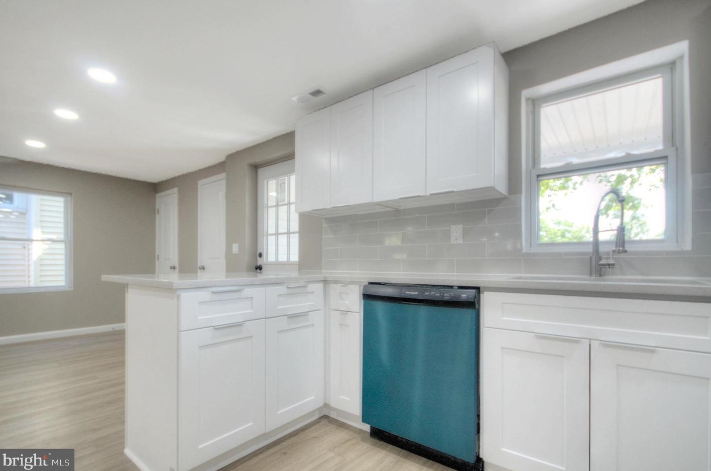 202 Ave, Pitman NJ  08071-1342 exterior