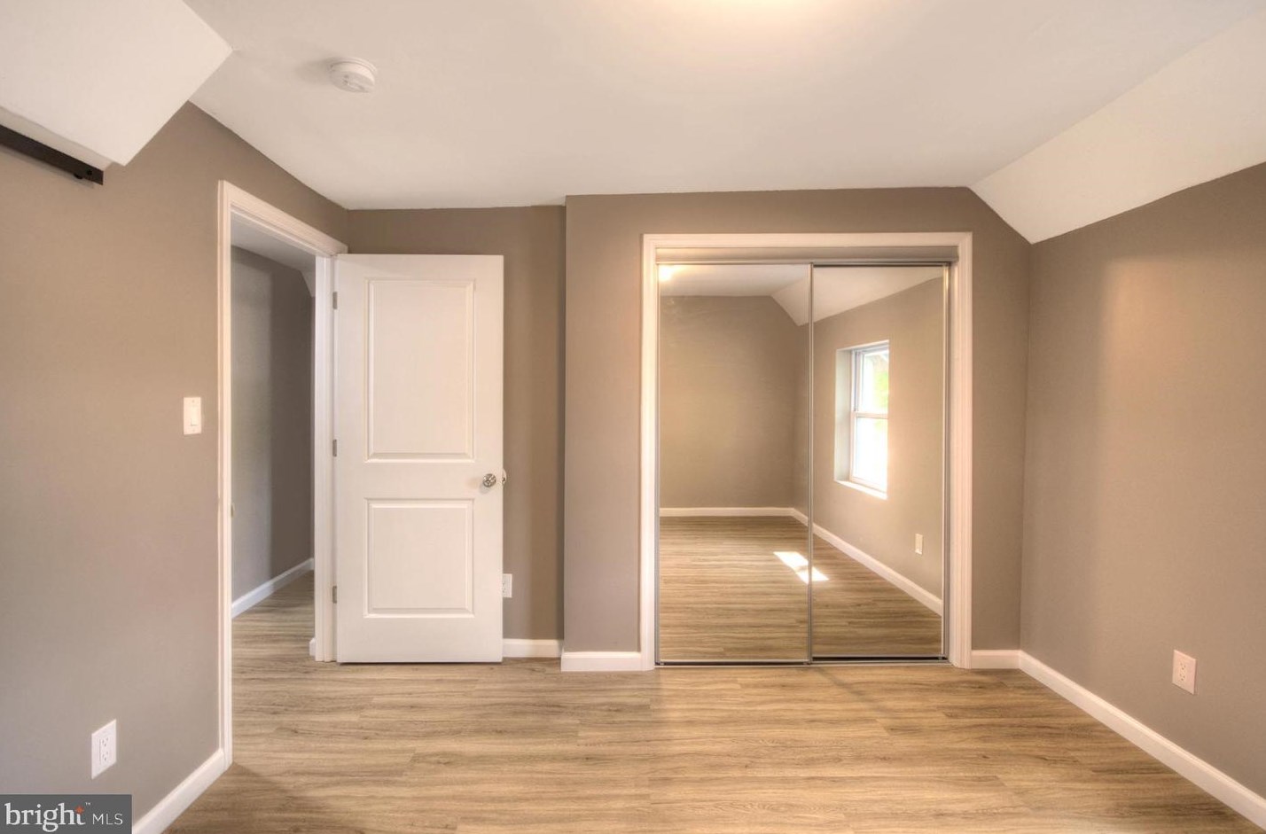 202 Ave, Pitman NJ  08071-1342 exterior