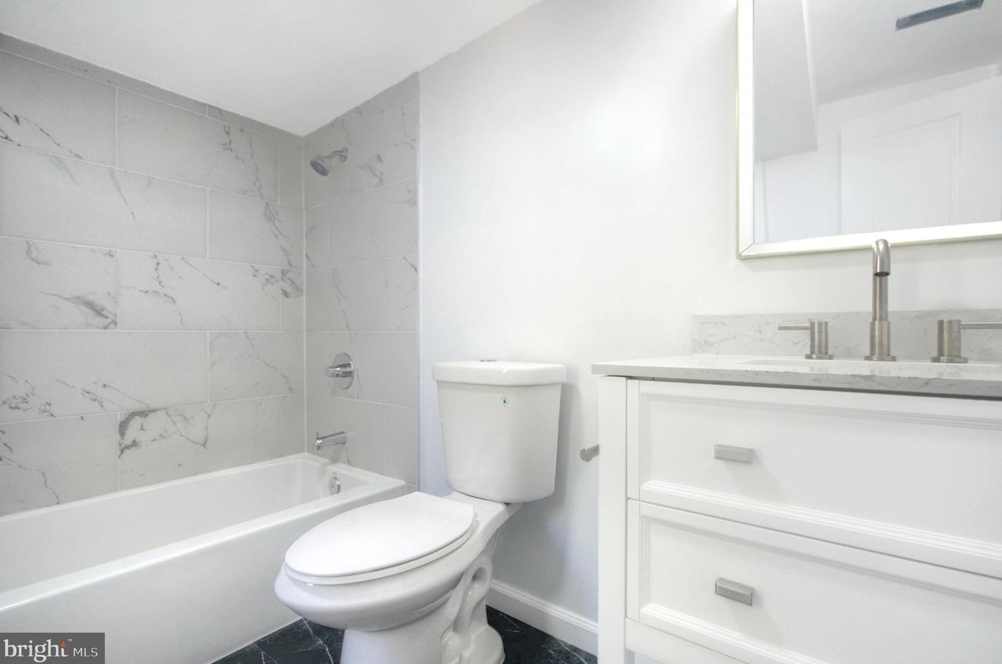 202 Ave, Pitman NJ  08071-1342 exterior