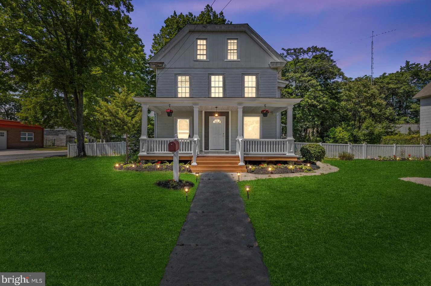 37 High St, Clayton, NJ 08312-1427