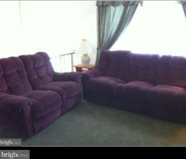332 Overbrook Ave, Aura, NJ 08028-2030