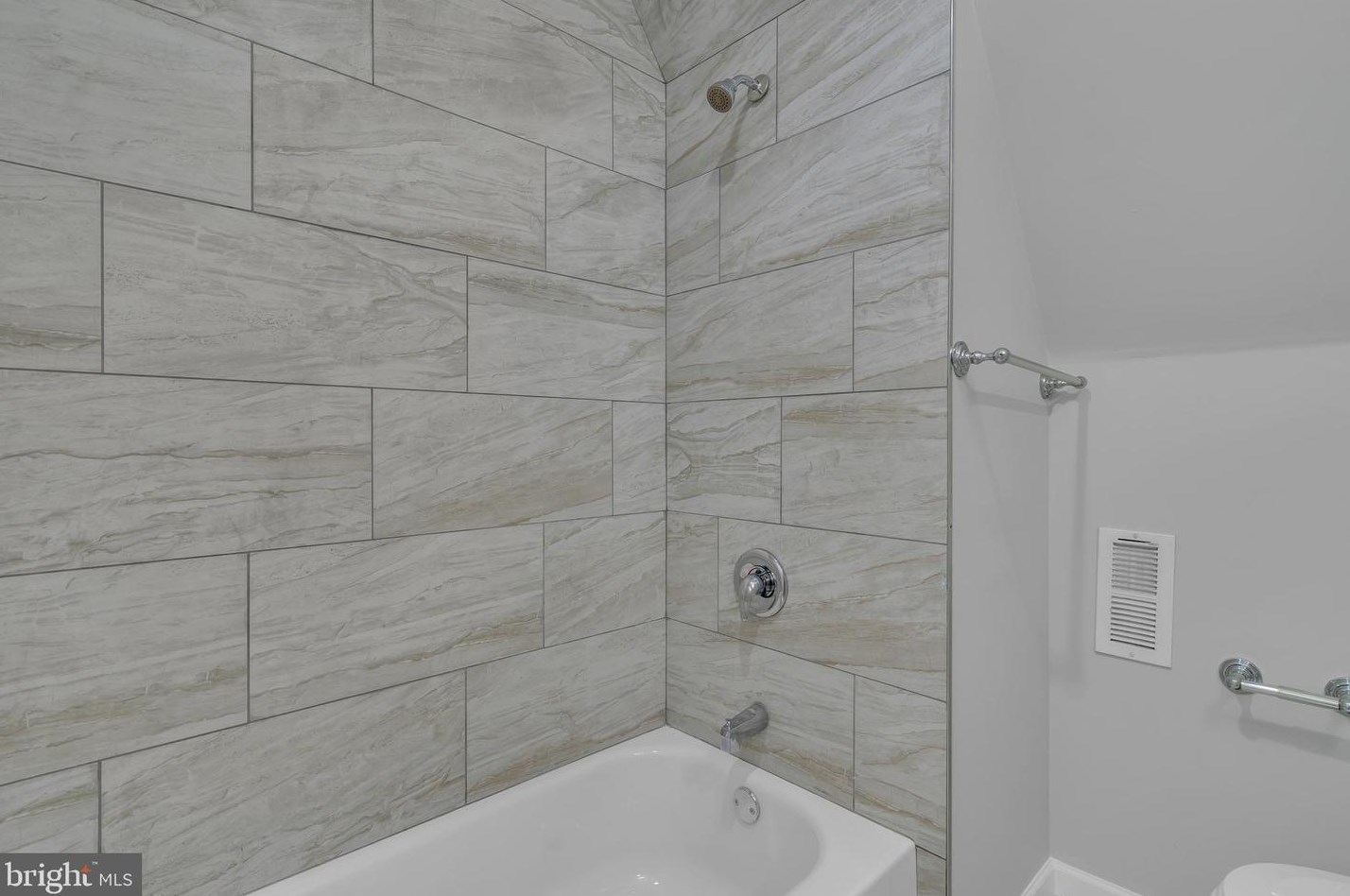 334 Legion Ct, Pitman NJ  08071-2436 exterior