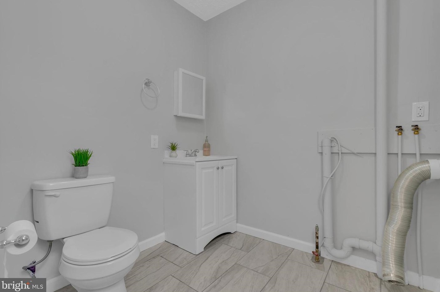 334 Legion Ct, Pitman NJ  08071-2436 exterior