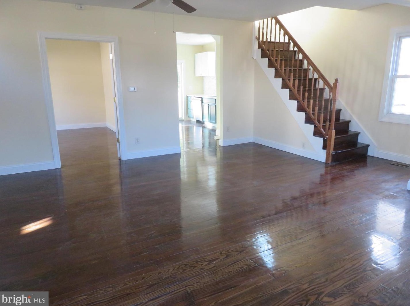 109 Crescent Ave, West Deptford, NJ 08096