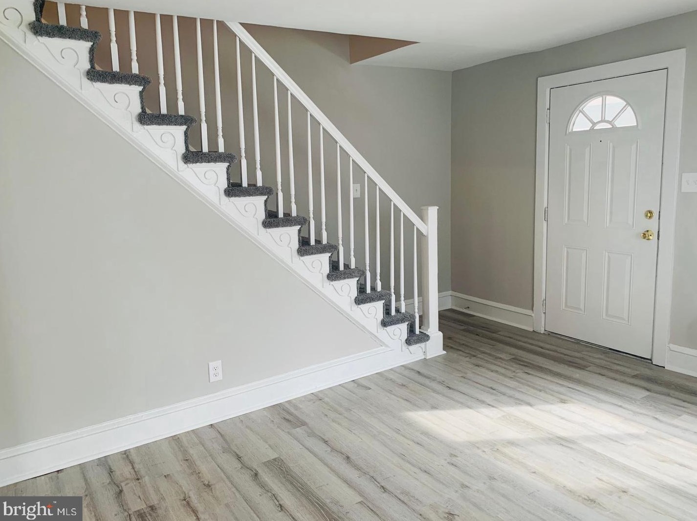 613 Green St, West Deptford, NJ 08096