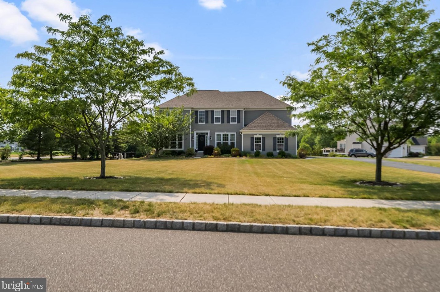 260 Bartlett Dr, Mickleton, NJ 08056-1482