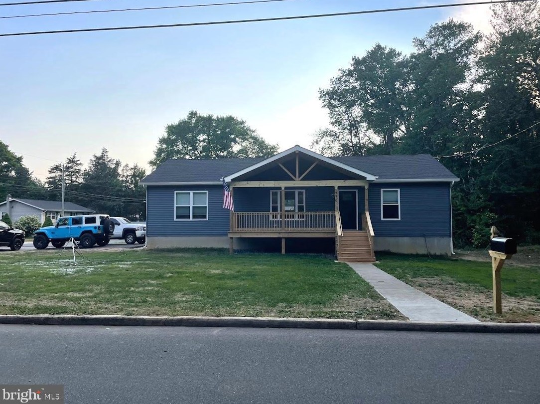 776 Roosevelt Blvd, Clayton, NJ 08312-2054