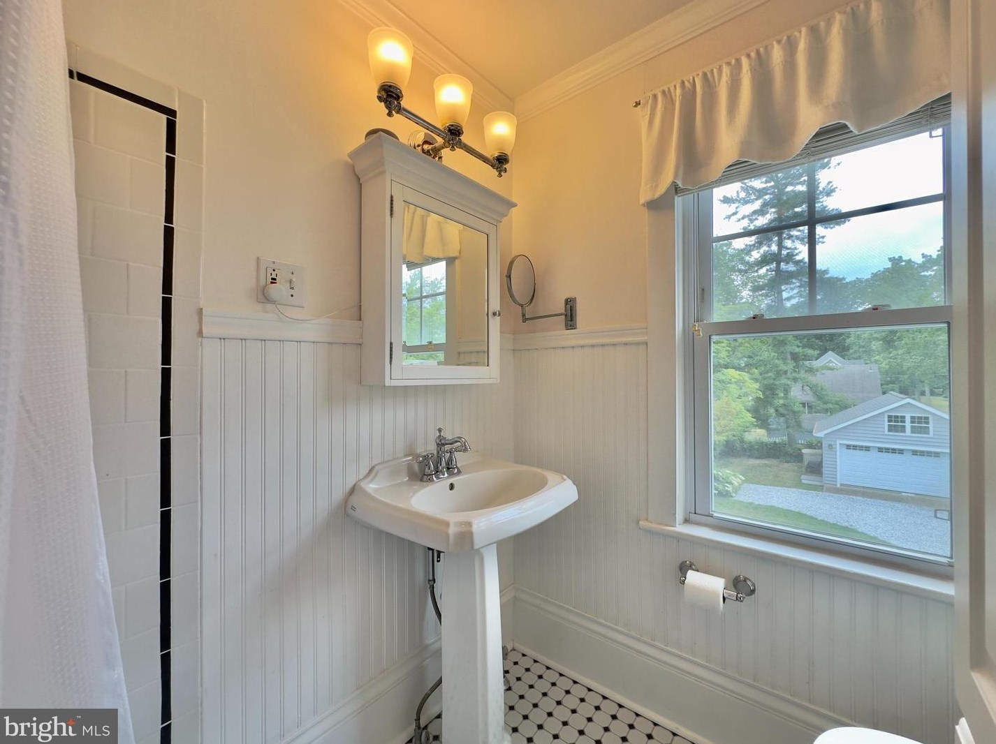 219 Crafton Ave, Pitman NJ  08071-1601 exterior