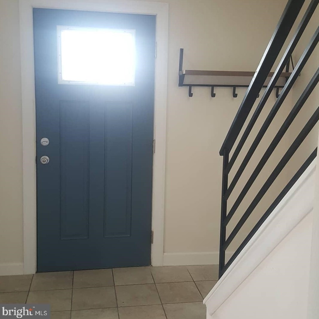 321 Franklin Rd, Aura, NJ 08028