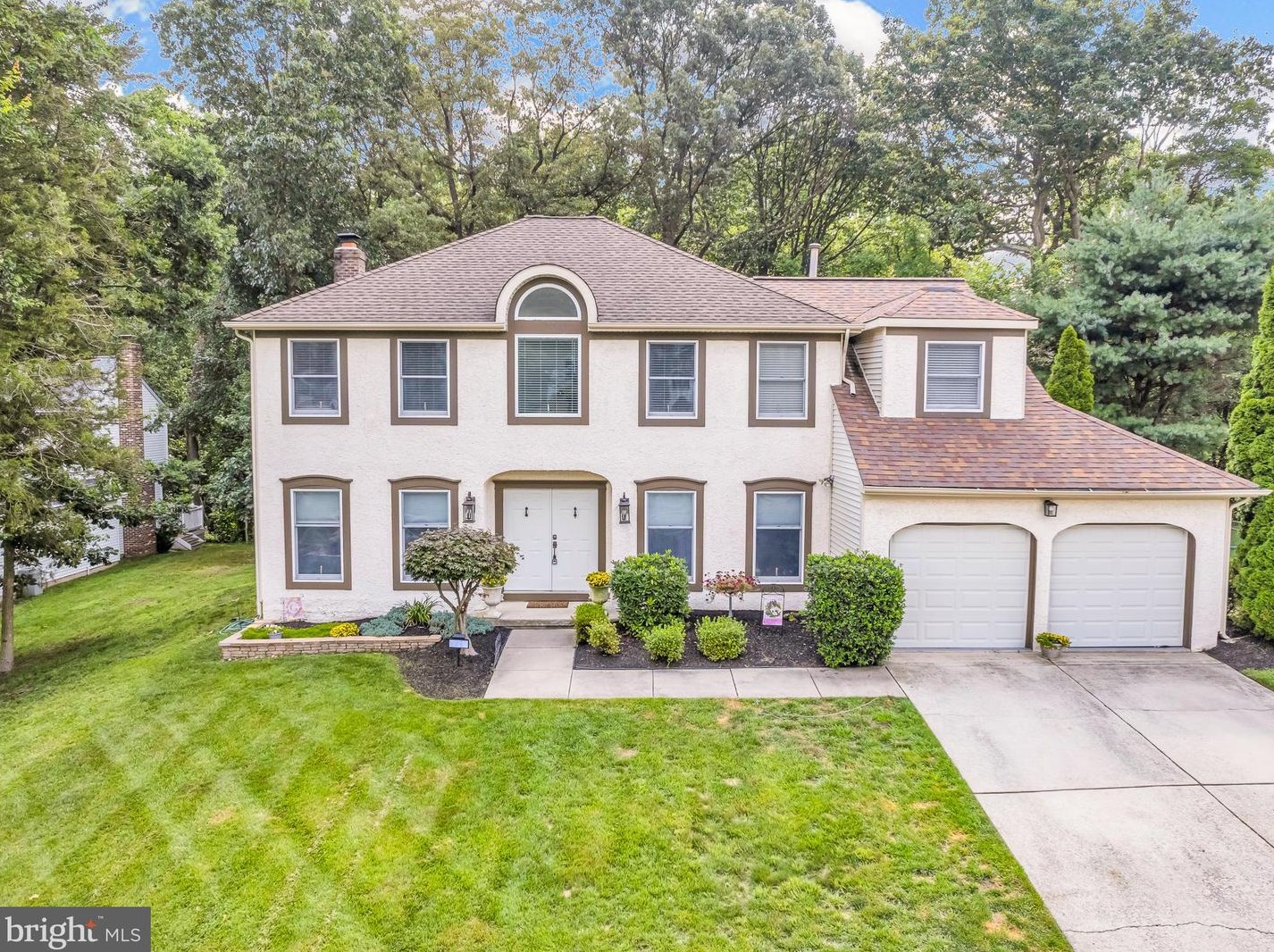 38 Driftwood Ct, Aura, NJ 08028-2846