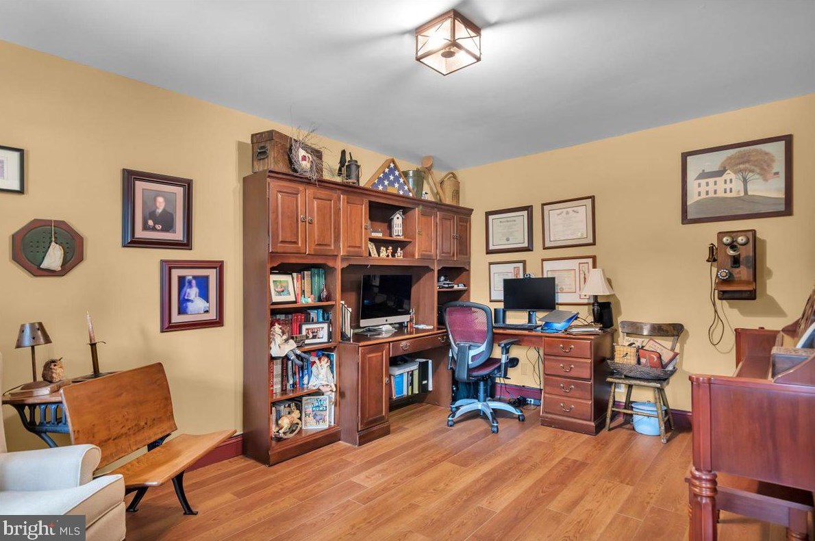 17 Cypress Ct, Aura NJ 08028-2857 exterior